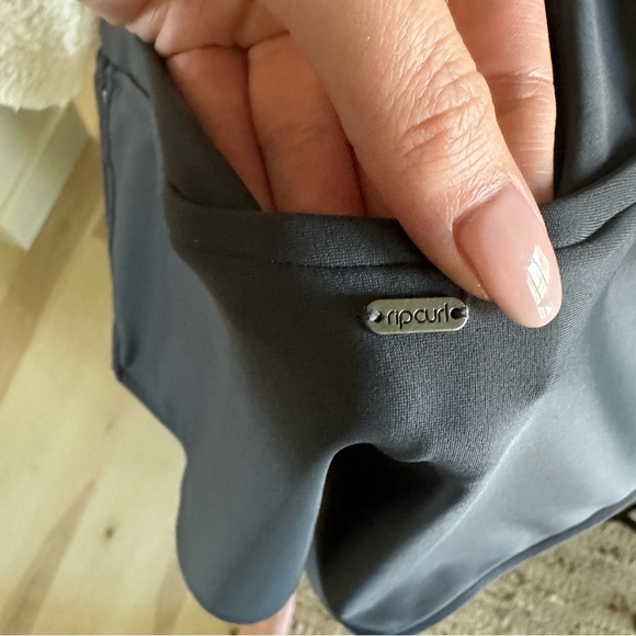 RIP CURL | Illusion One Piece Swimsuit - Halter Large Gray - Picture 8 of 8